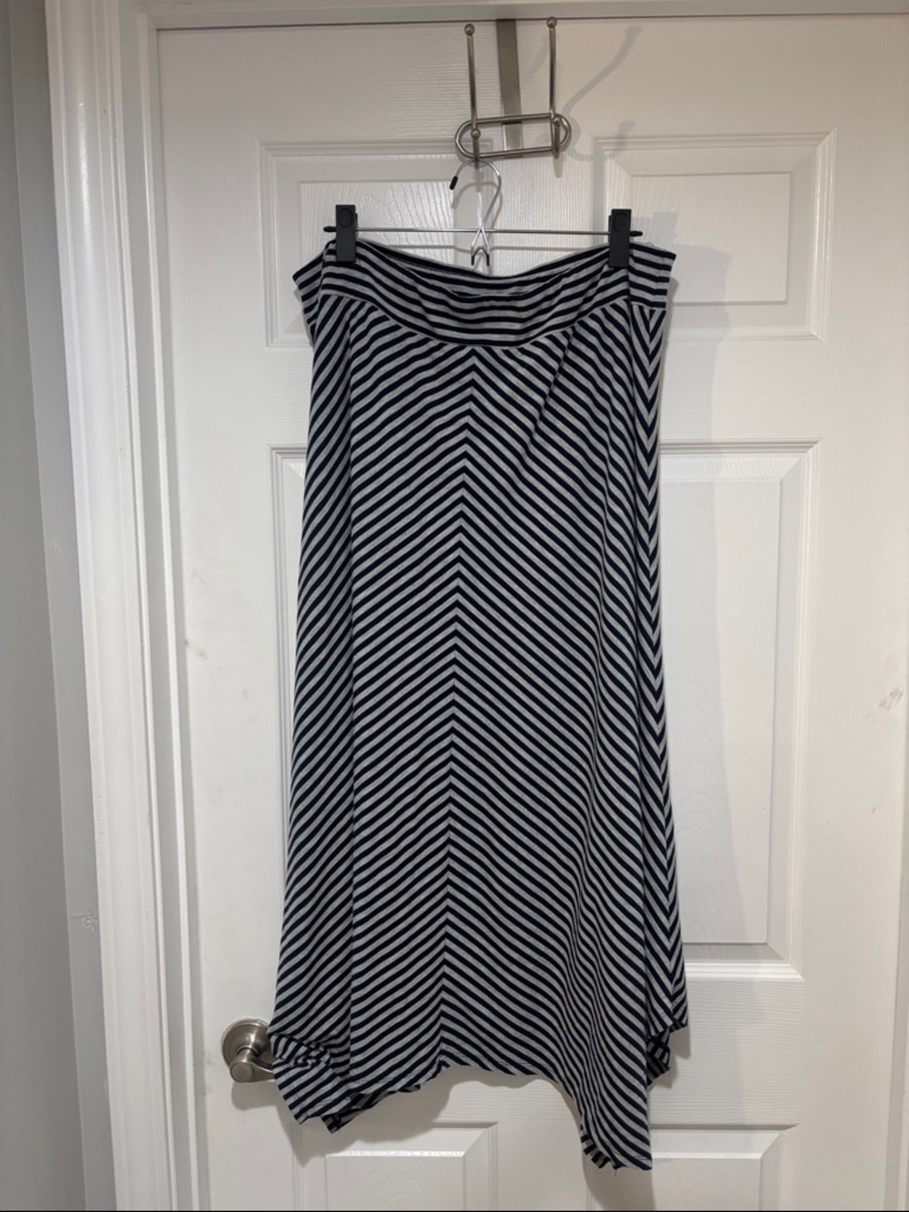 FADED GLORY Soft Flowy Asymmetrical Navy/Gray Maxi Skirt